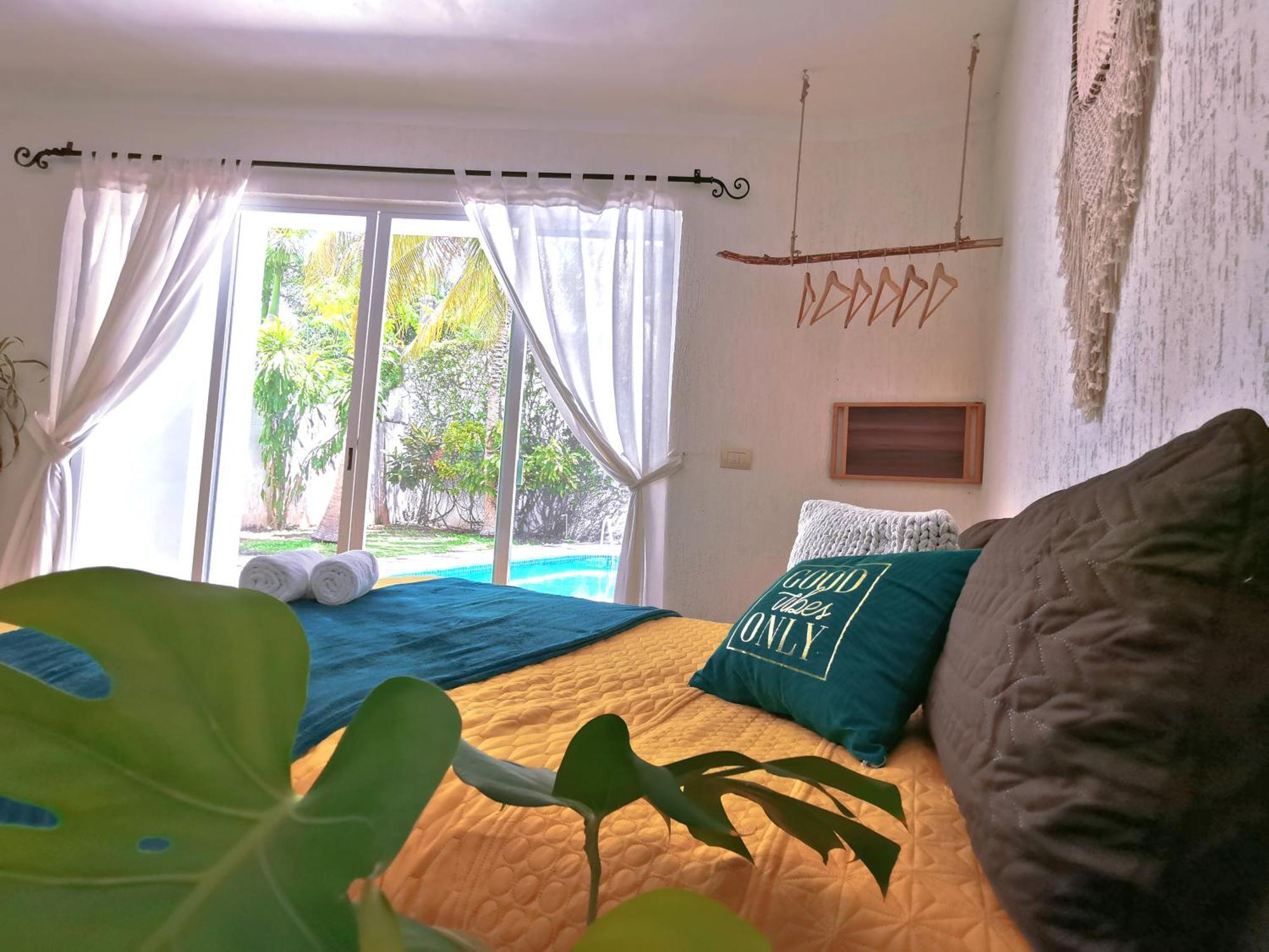 Beautiful & Cozy Near Beach Apartment Pool & Kingsize Bed Cancún Habitación foto