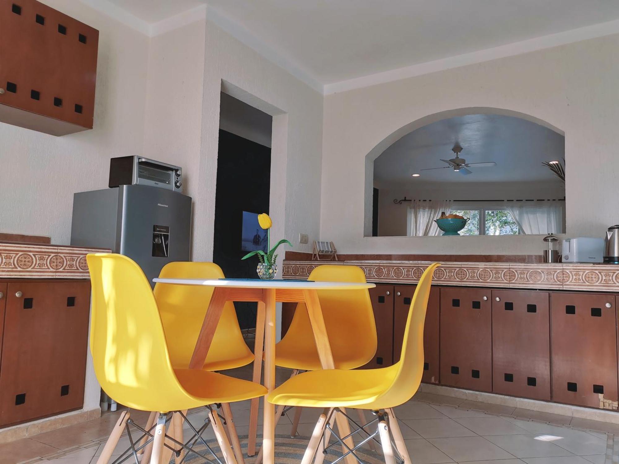 Beautiful & Cozy Near Beach Apartment Pool & Kingsize Bed Cancún Habitación foto